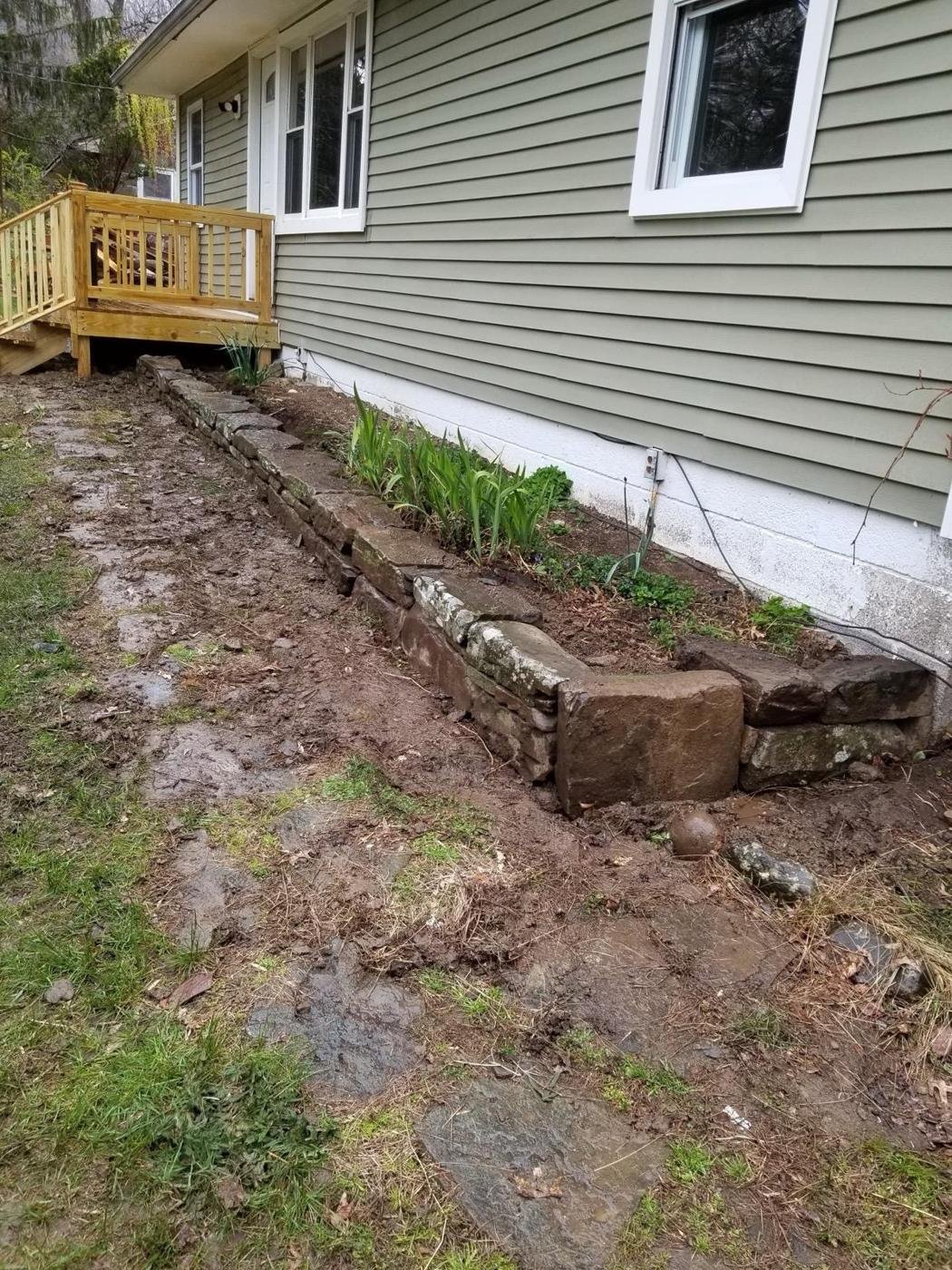 Stacked stone garden wall by Tigre General Construction, Dutchess County NY